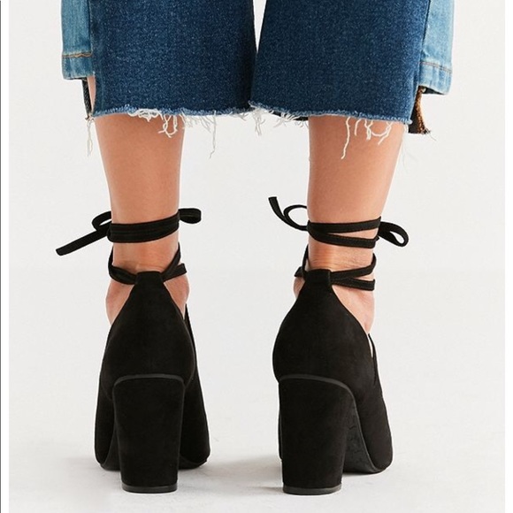 NIB Black Fierce Vegan Lace Up Peep Toe Bootie - Picture 4 of 4